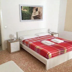 Apartamento A Due Passi Da Giulietta-casa Capuleti, Verona